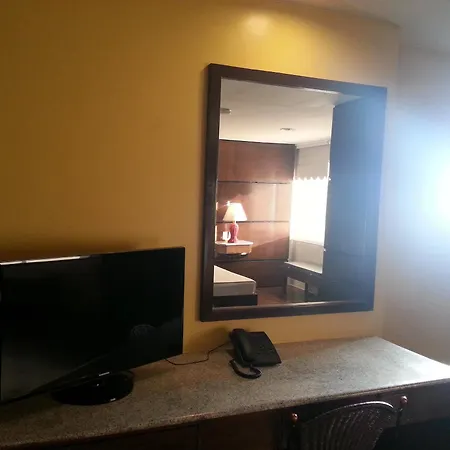 Cristina Villas Mountain Resort And Hotel-3